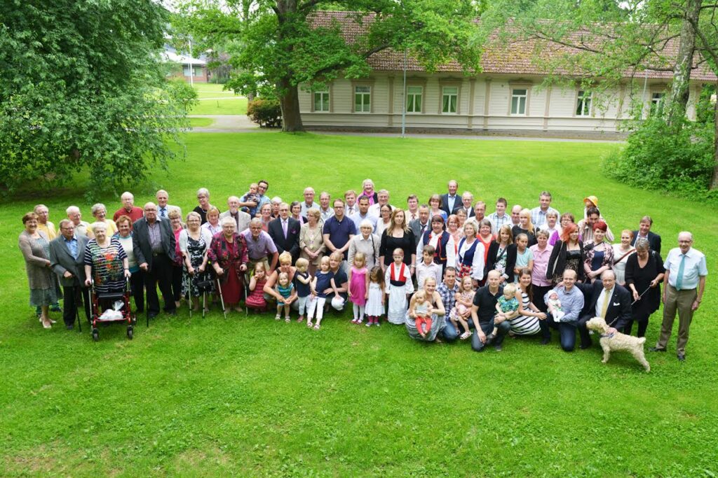 Olkinuoria kuvassa vuoden 2014 sukukokouksessa